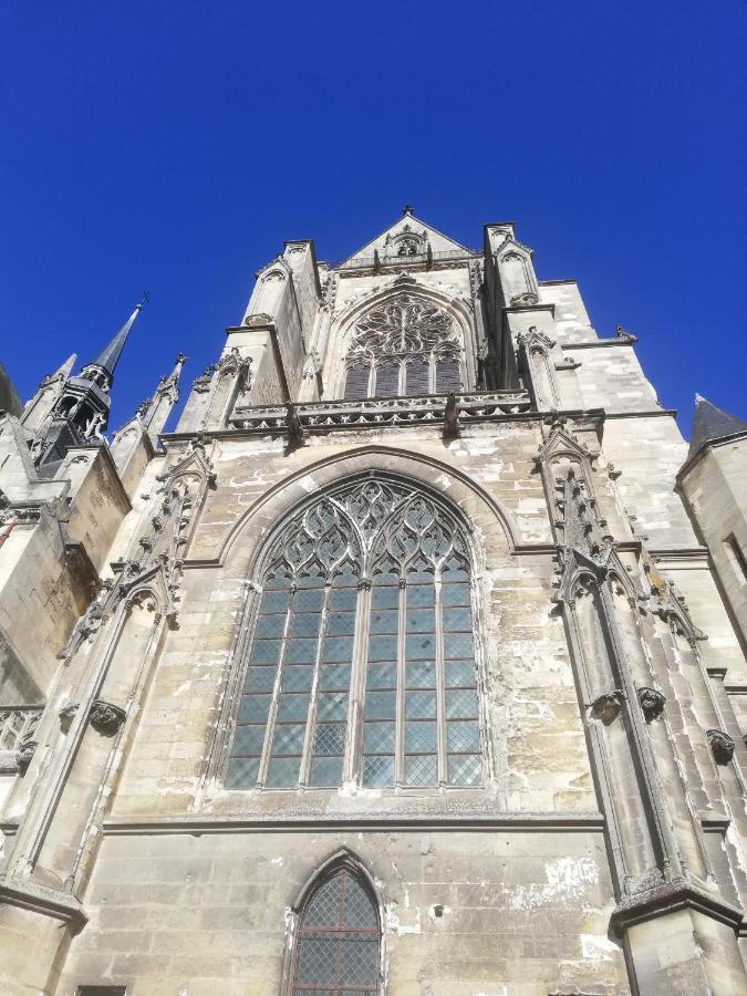 Gite De La Roulotte De L'Epine Dallon Eksteriør bilde